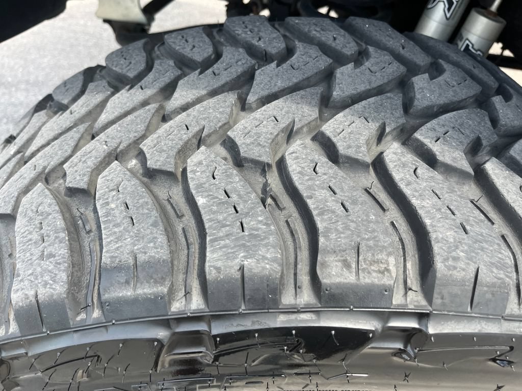Used 2014 RAM 2500 Laramie w/ Cold Weather Group AWD/4WD image 30