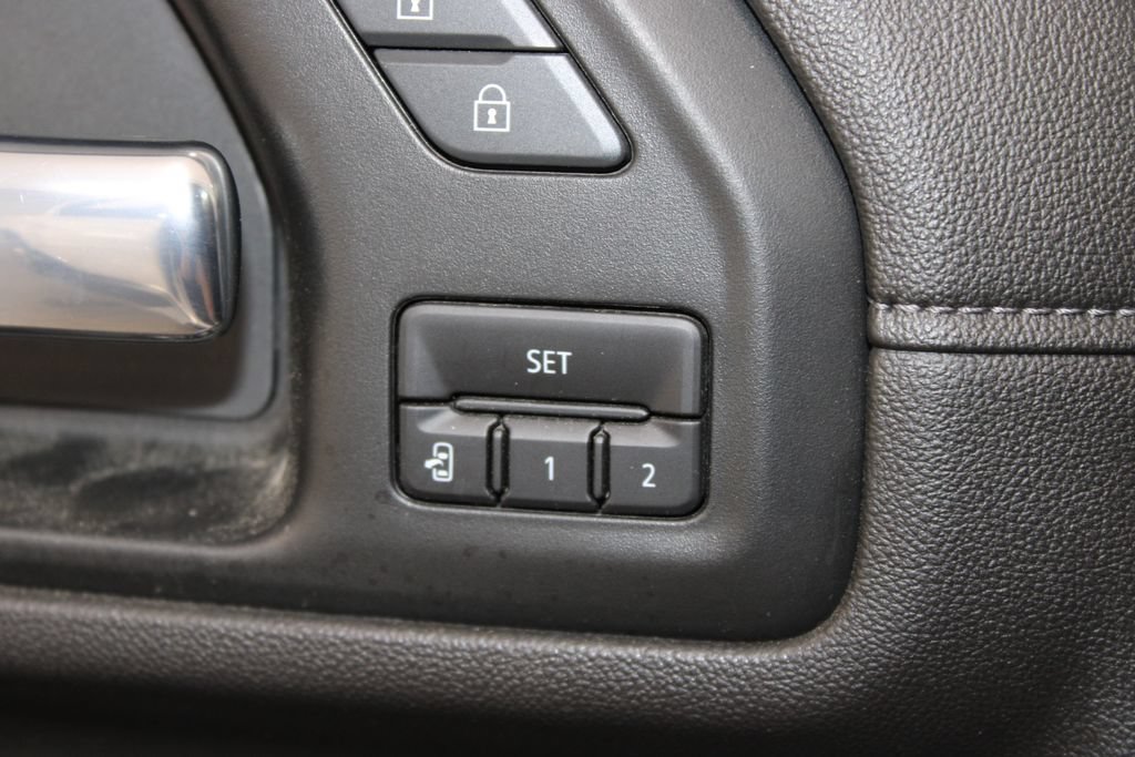 Used 2021 Chevrolet Silverado 2500 High Country w/ Z71 Off-Road Package AWD/4WD image 42