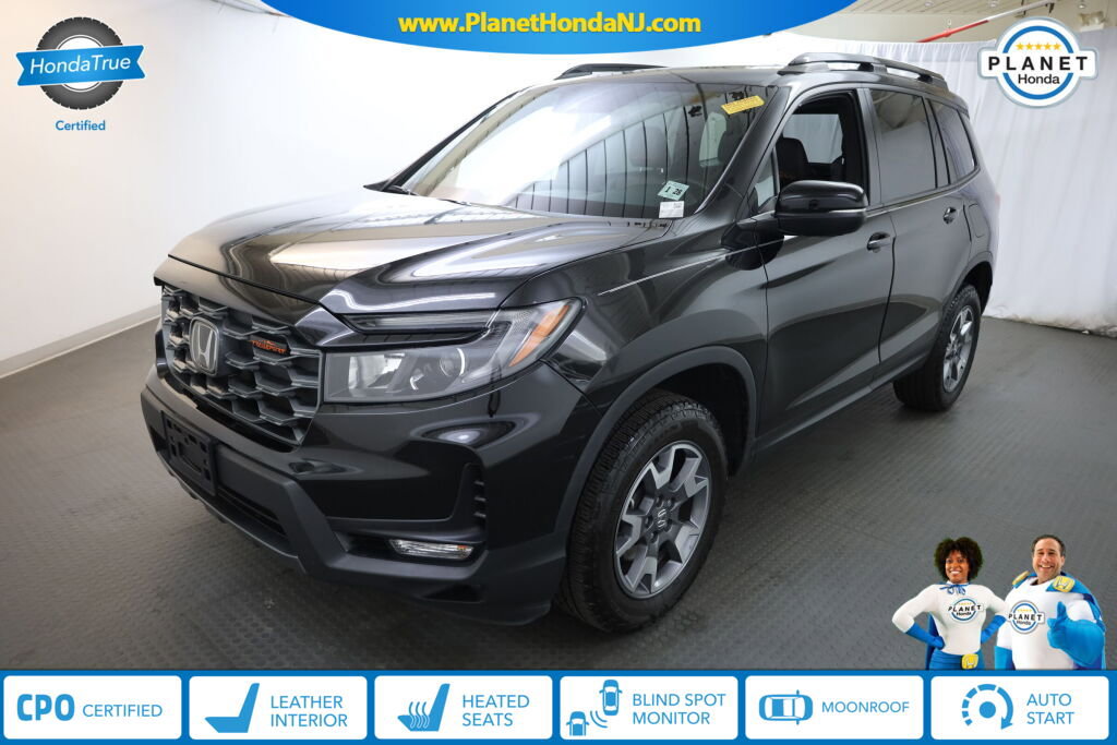 Certified 2023 Honda Passport TrailSport image 1