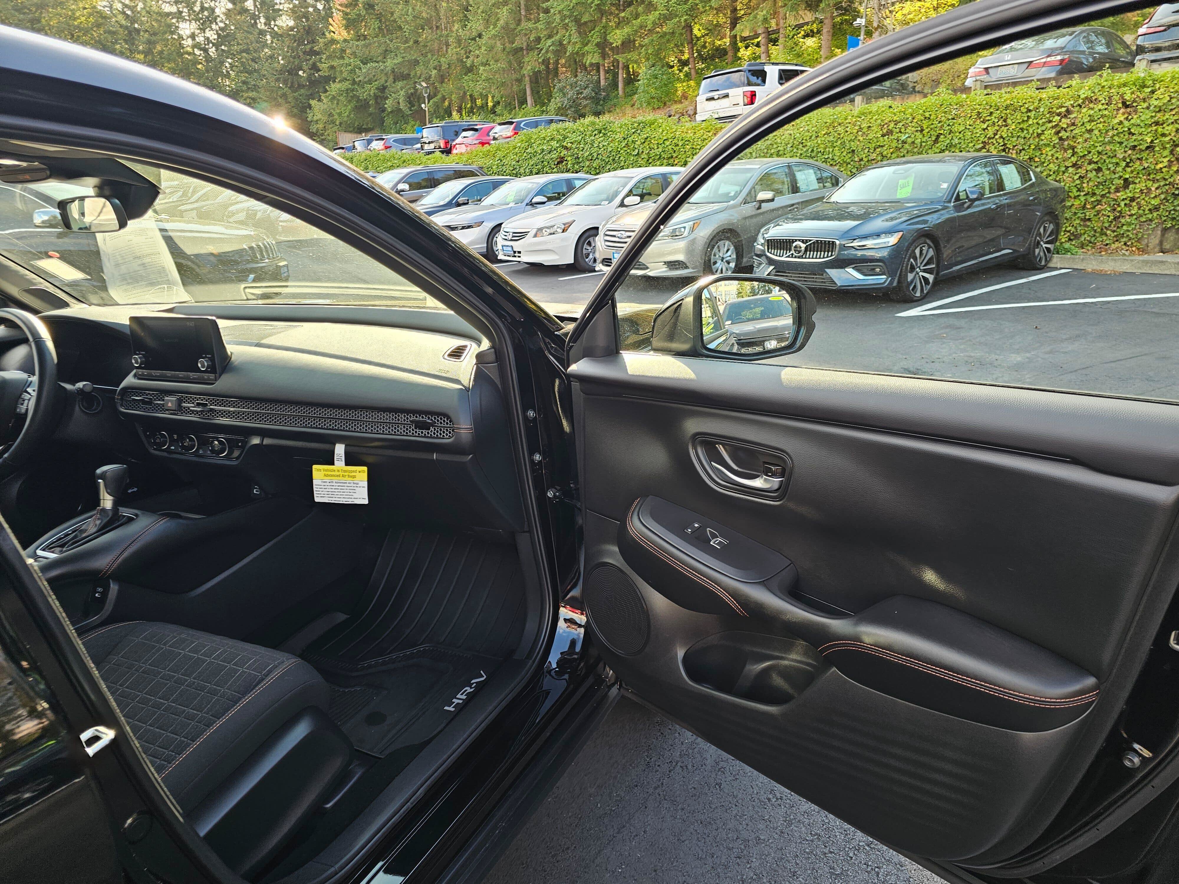 Certified 2025 Honda HR-V Sport image 13