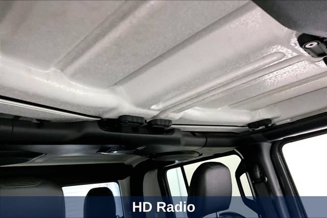 Used 2021 Jeep Gladiator Rubicon w/ Dual Top Group AWD/4WD image 37