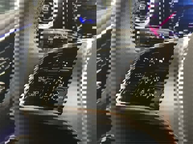 Certified 2026 Mercedes-Benz GLC 300 4MATIC image 23