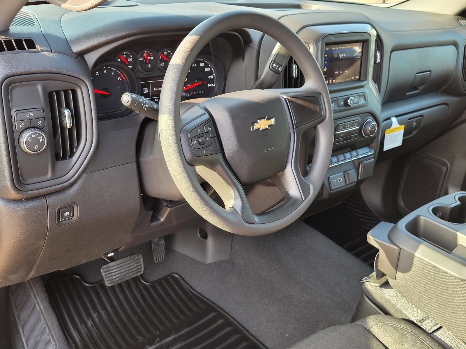 New 2026 Chevrolet Silverado 1500 Custom RWD image 15
