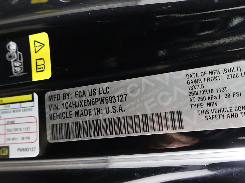 Used 2023 Jeep Wrangler Unlimited Sahara AWD/4WD image 40