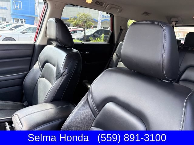 Used 2022 Nissan Pathfinder SL AWD/4WD image 12