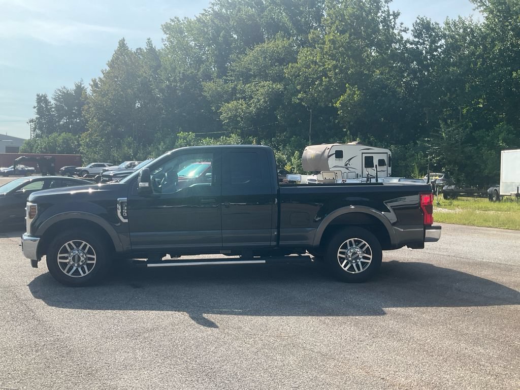 Used 2019 Ford F350 Lariat RWD image 8