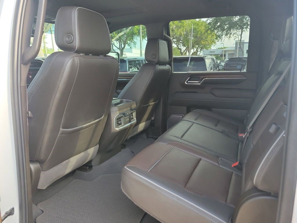Certified 2024 GMC Sierra 2500 Denali w/ Denali Reserve Package AWD/4WD image 15