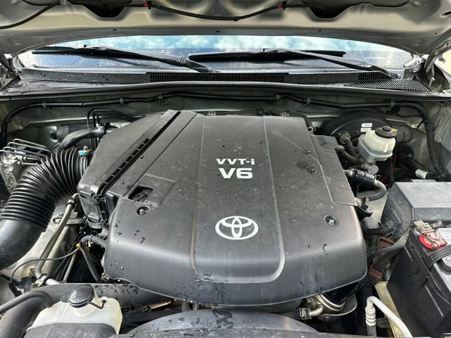 Used 2009 Toyota Tacoma PreRunner w/ TRD Sport Pkg RWD image 3