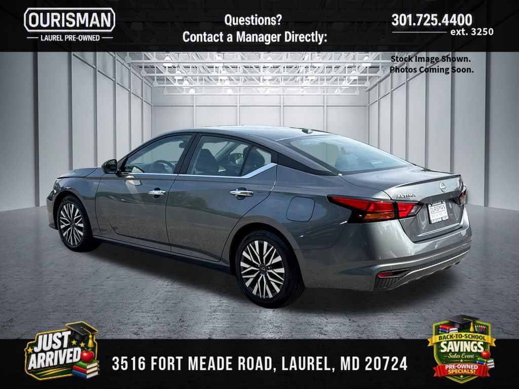 Used 2025 Nissan Altima 2.5 SV FWD image 3