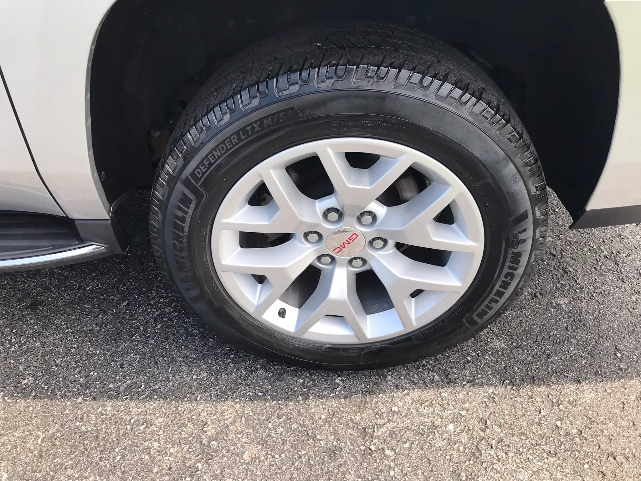 Used 2019 GMC Yukon XL SLE w/ SLE Value Package AWD/4WD image 41