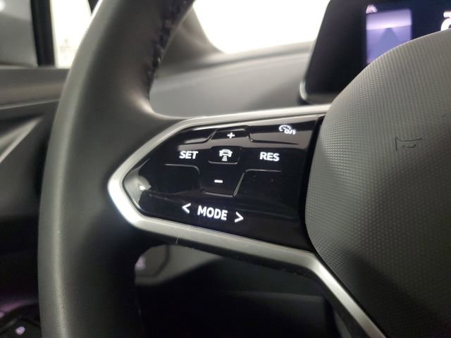 Used 2024 Volkswagen ID.4 2WD image 23