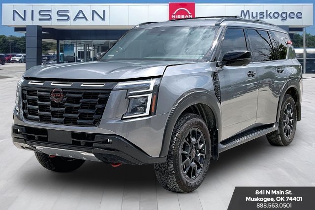 New 2026 Nissan Armada PRO-4X w/ Captain's Chari Seat Package AWD/4WD image 2