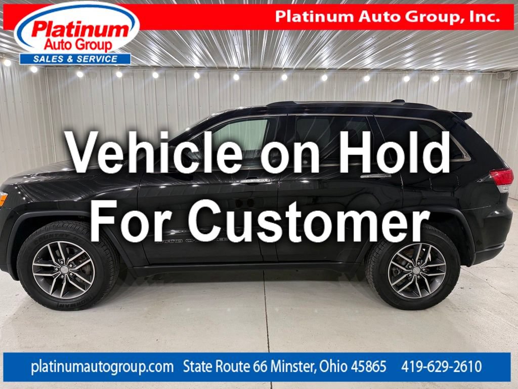 Used 2018 Jeep Grand Cherokee Limited AWD/4WD image 2