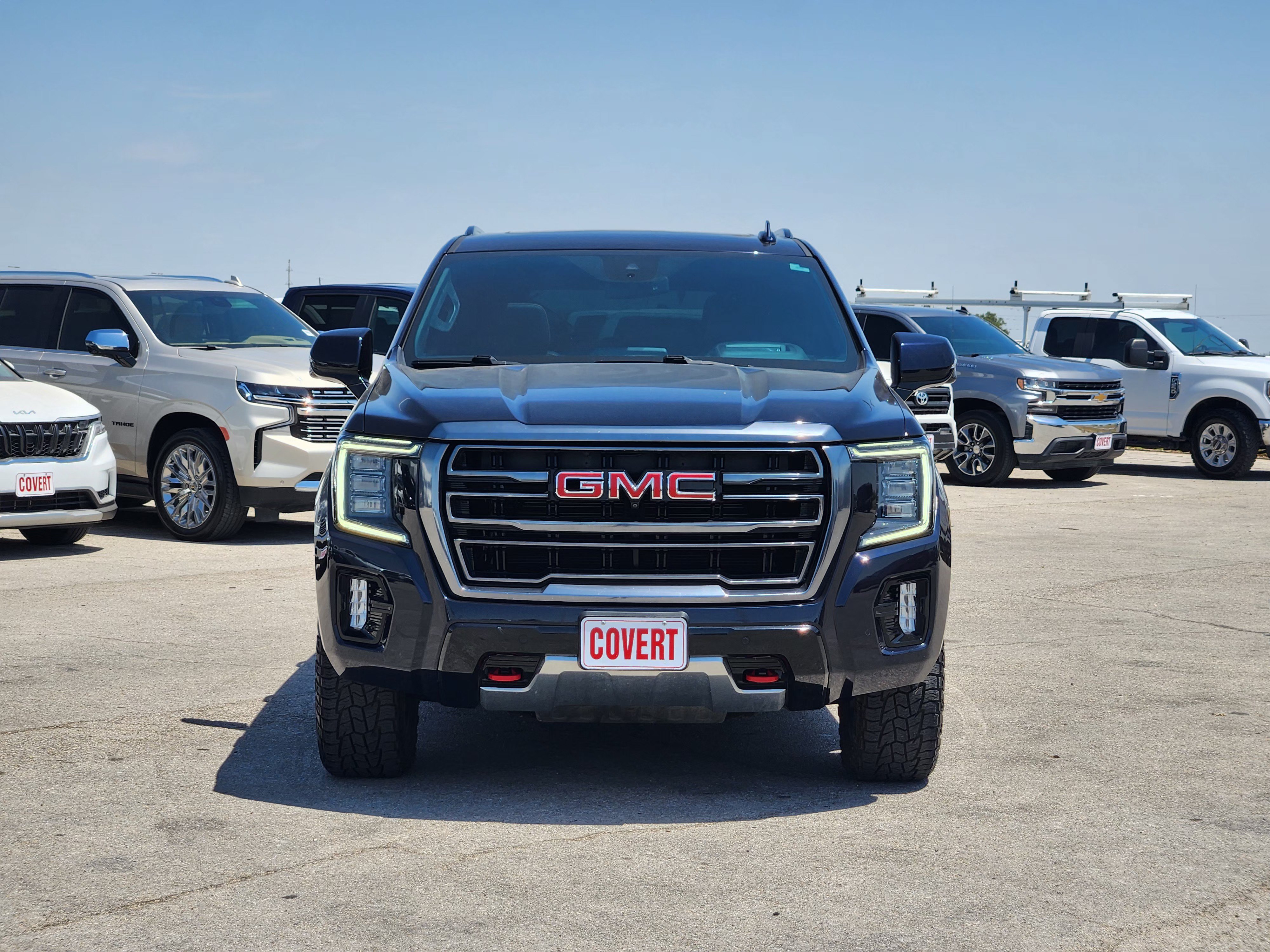 Used 2023 GMC Yukon AT4 w/ AT4 Premium Package AWD/4WD image 2