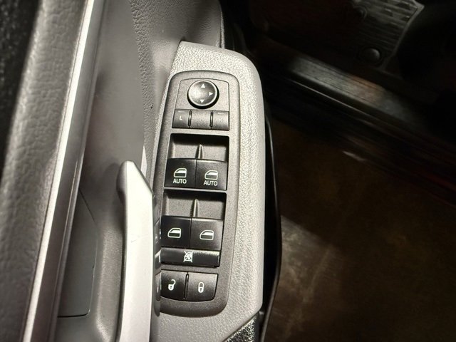 Used 2021 RAM 1500 Big Horn image 15