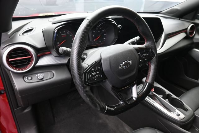 Used 2026 Chevrolet Trax RS FWD image 23