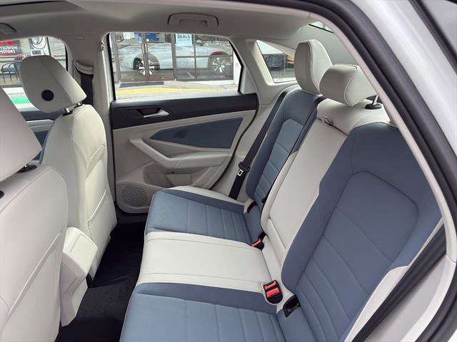 New 2026 Volkswagen Jetta SE image 11