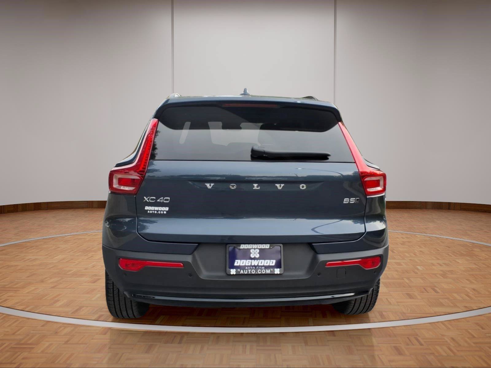 New 2026 Volvo XC40 B5 Plus w/ Climate Package AWD/4WD image 5
