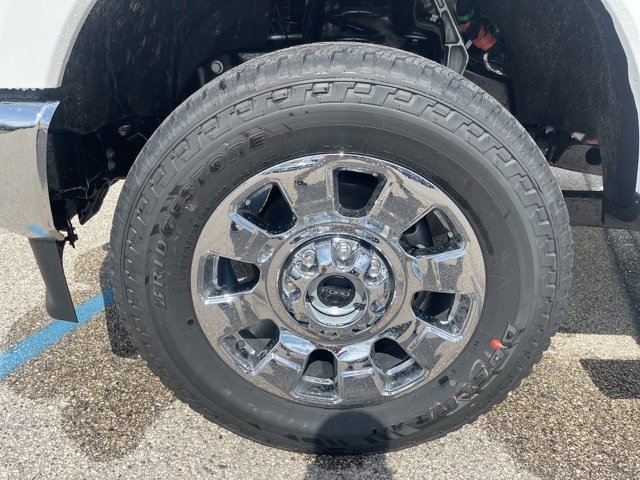New 2025 Ford F350 King Ranch w/ Chrome Package image 23