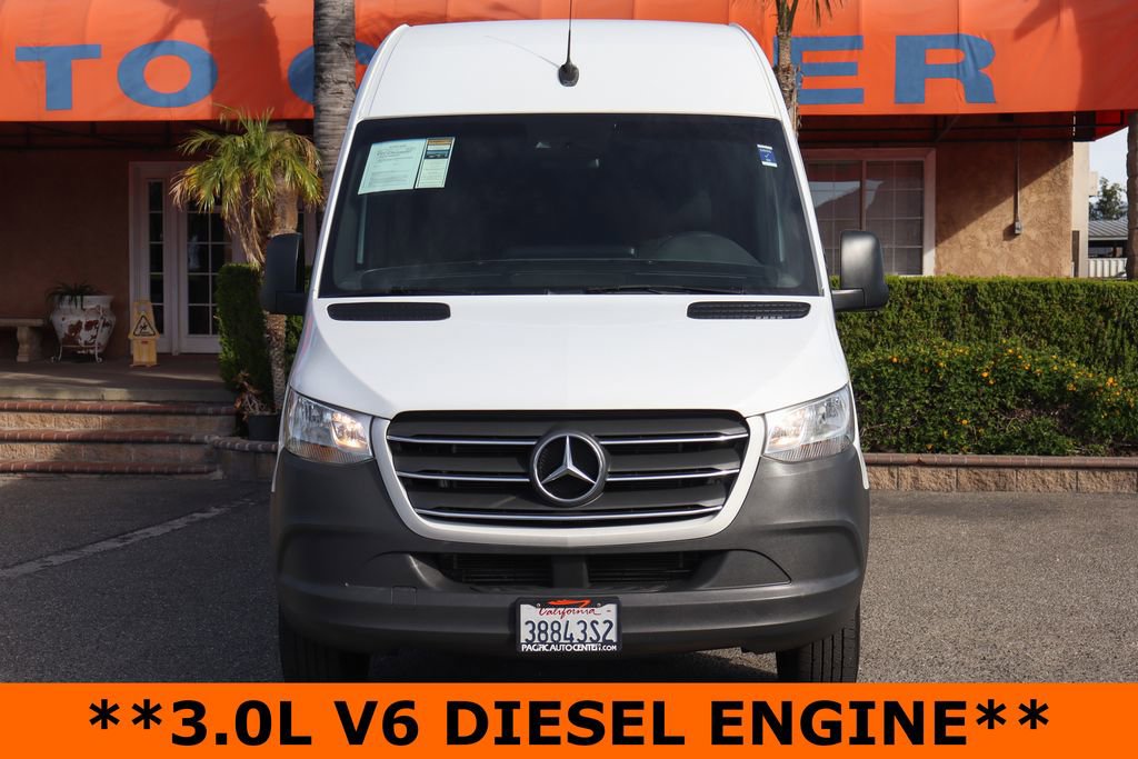 Used 2019 Mercedes-Benz Sprinter 2500 image 3