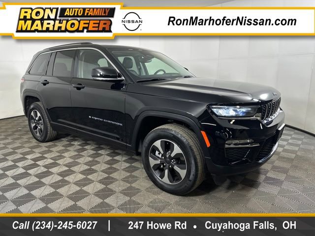 Used 2023 Jeep Grand Cherokee 4WD 4xe image 1