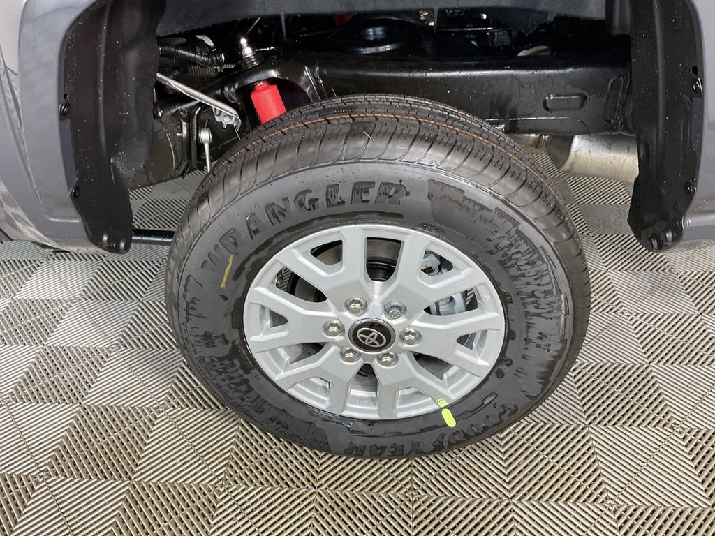 New 2025 Toyota Tacoma SR5 image 5