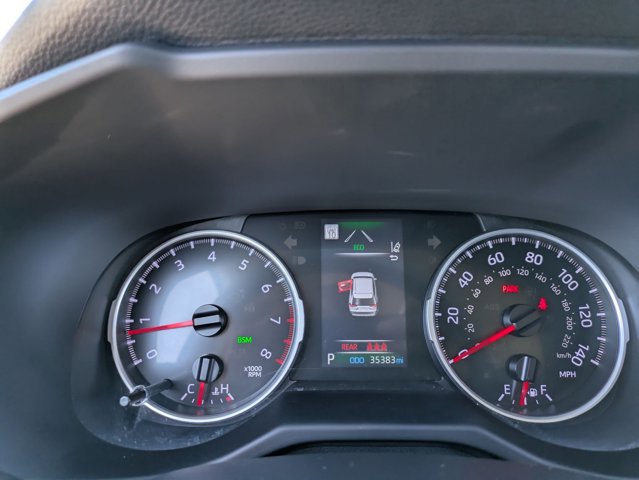 Used 2021 Toyota RAV4 XLE image 11