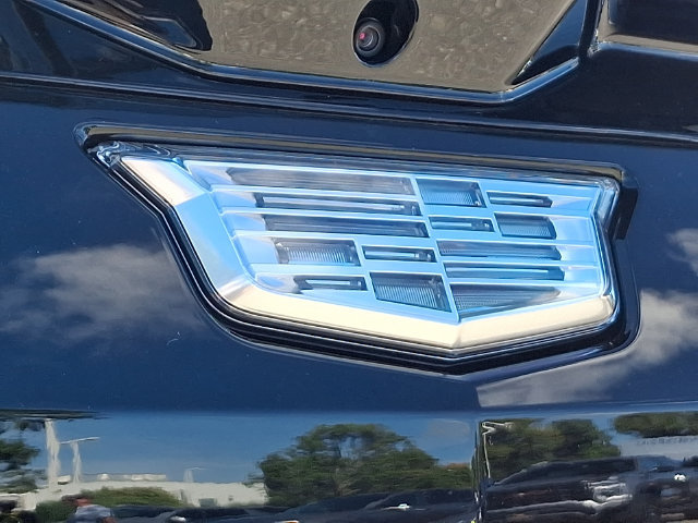 Certified 2025 Cadillac Optiq Sport 2 AWD/4WD image 29