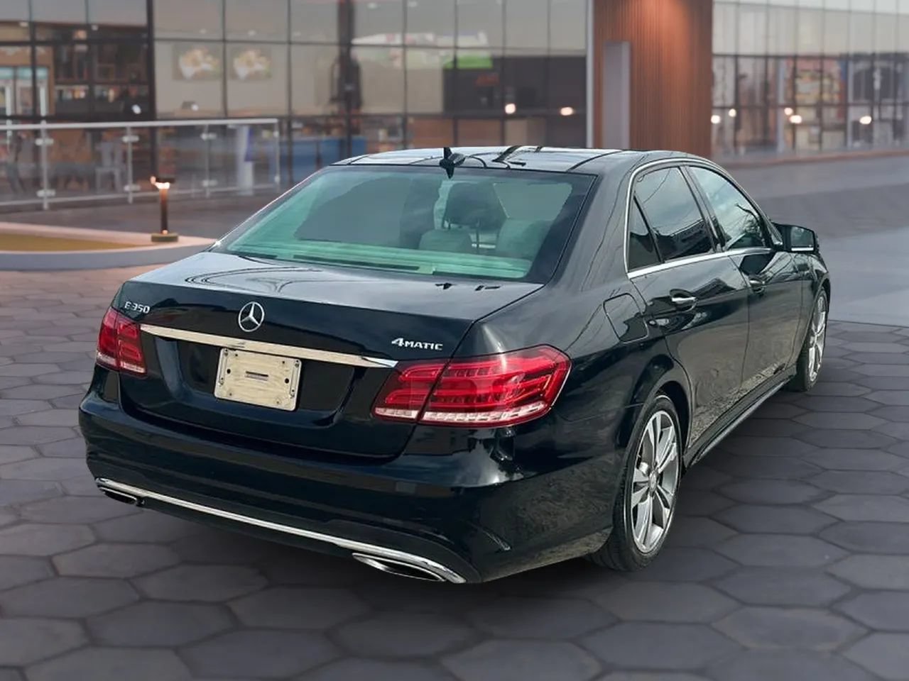 Used 2016 Mercedes-Benz E 350 4MATIC Sedan w/ Premium Package image 7