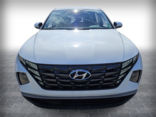 Used 2024 Hyundai Tucson SE image 2