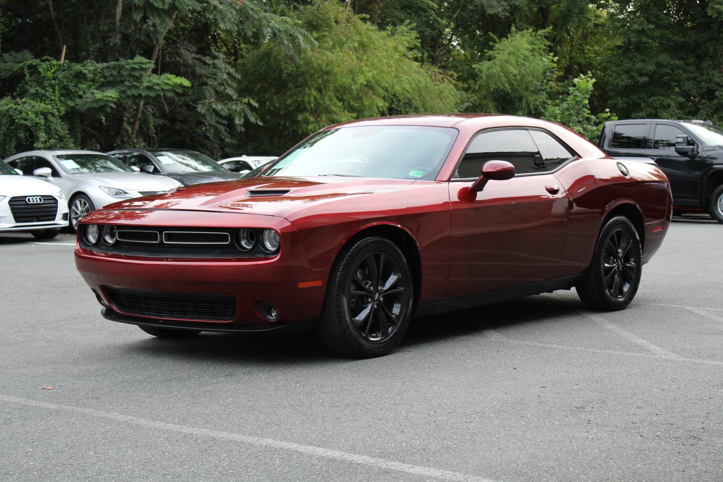 Used 2022 Dodge Challenger SXT w/ Blacktop Package AWD/4WD image 4