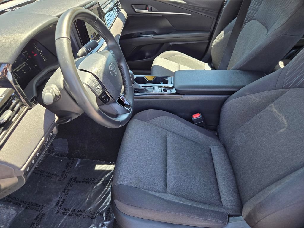 Used 2025 Toyota Camry LE w/ Convenience Package AWD/4WD image 19