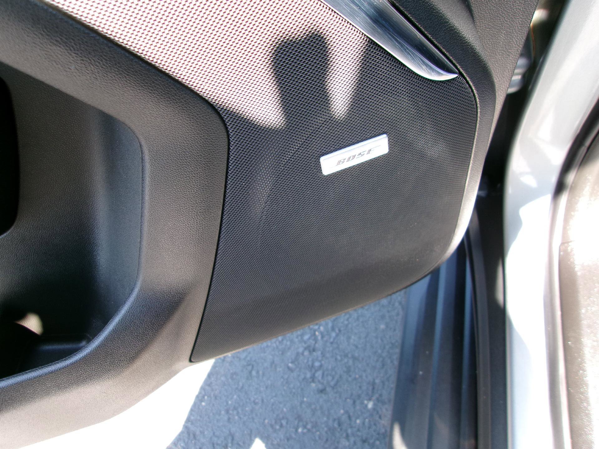 Used 2025 GMC Yukon Denali image 12