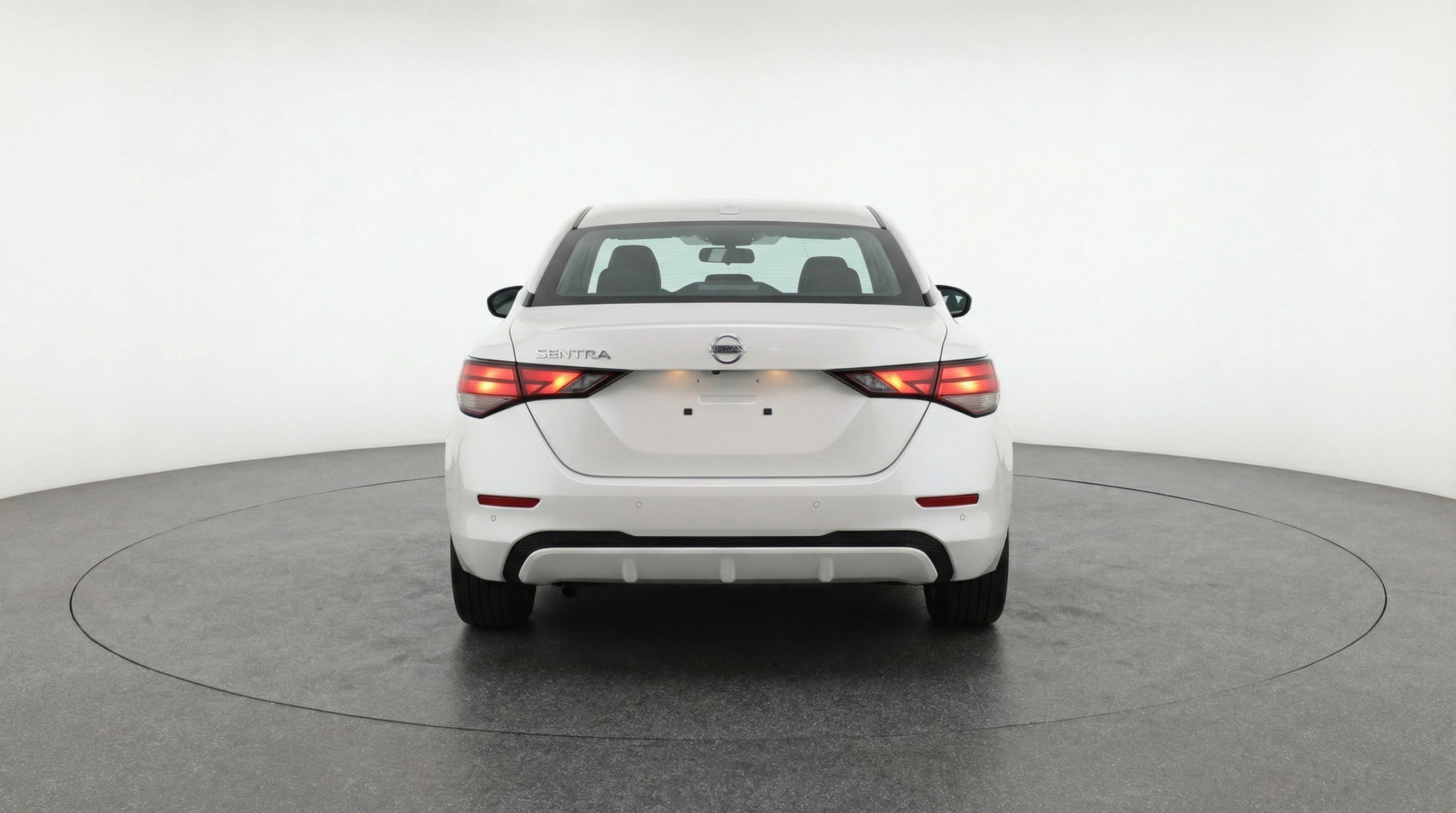 Used 2025 Nissan Sentra SV image 7