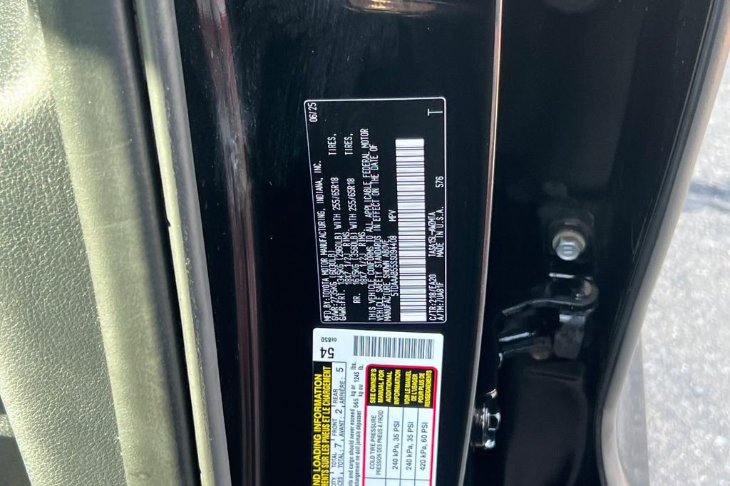 Certified 2025 Toyota Grand Highlander XLE image 32