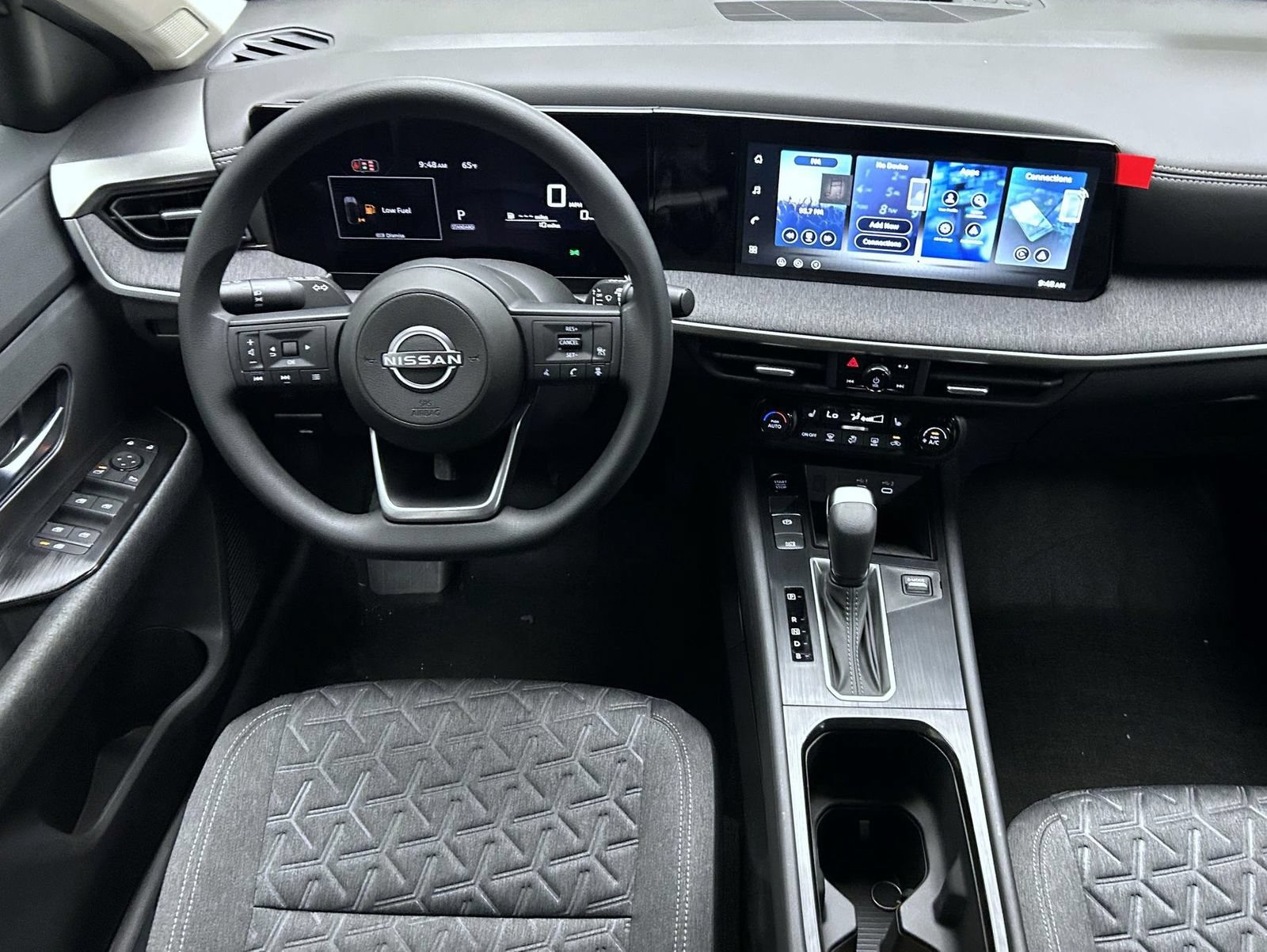 New 2027 Nissan Kicks SV AWD/4WD image 14