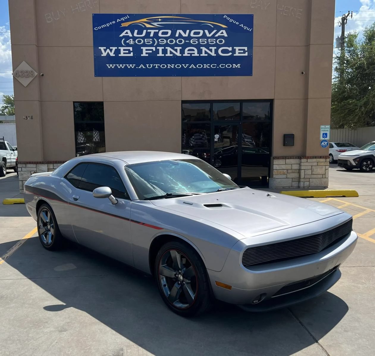 Used 2014 Dodge Challenger R/T w/ R/T Redline Group RWD image 2