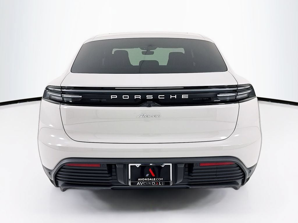 New 2026 Porsche Macan Electric RWD image 10