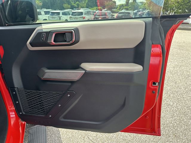 Used 2022 Ford Bronco Wildtrak image 14