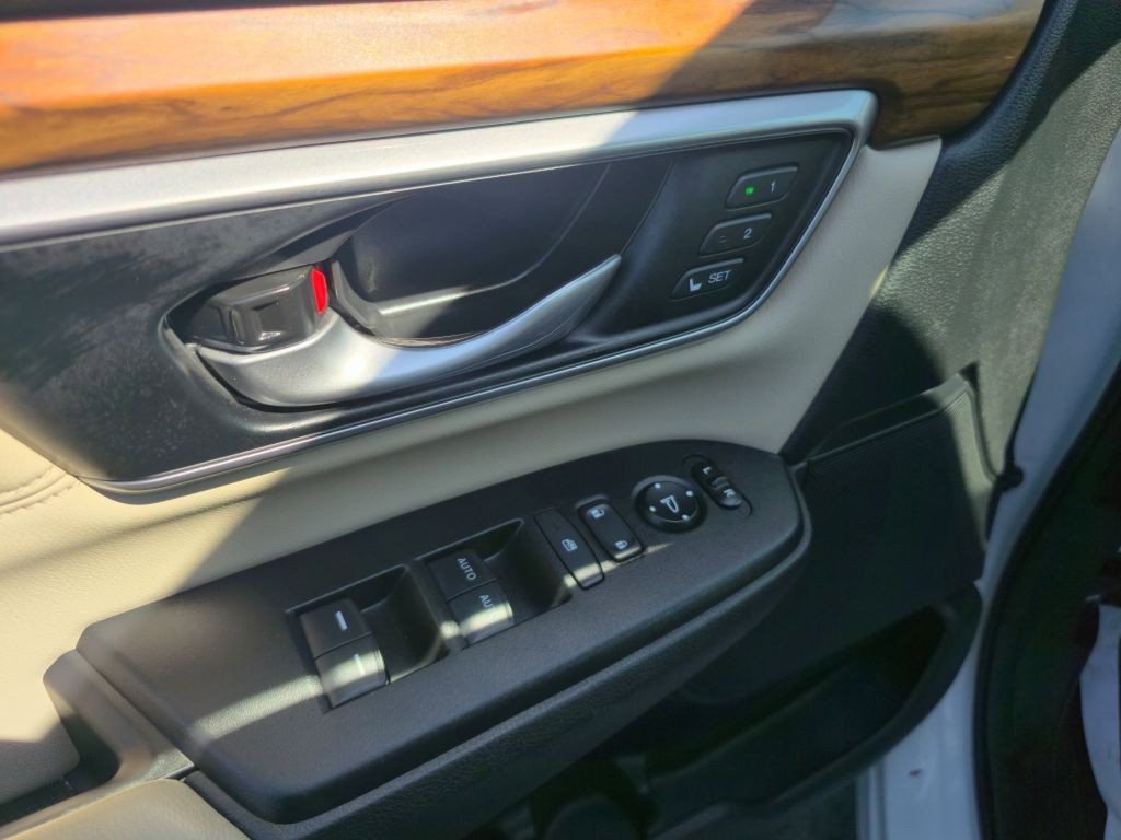 Used 2021 Honda CR-V EX-L image 10