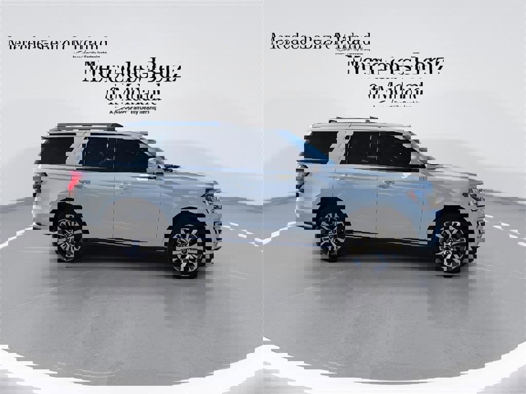 Used 2021 Ford Expedition Limited image 9