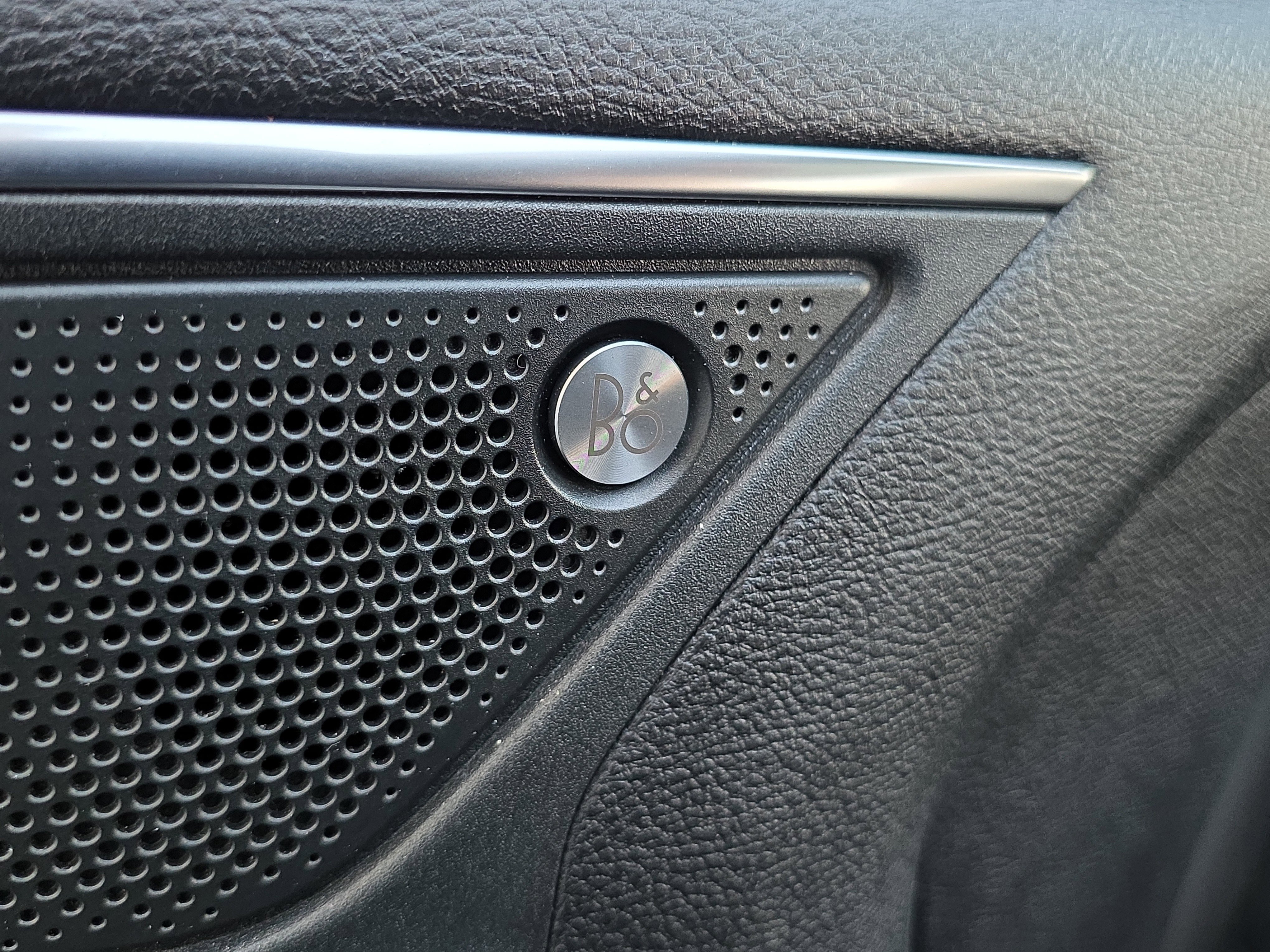 Used 2021 Ford Edge ST w/ Equipment Group 401A image 14