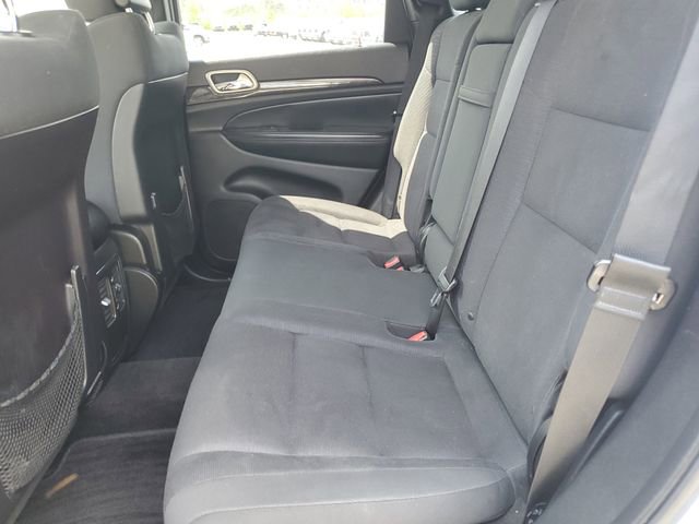 Used 2011 Jeep Grand Cherokee Laredo image 24