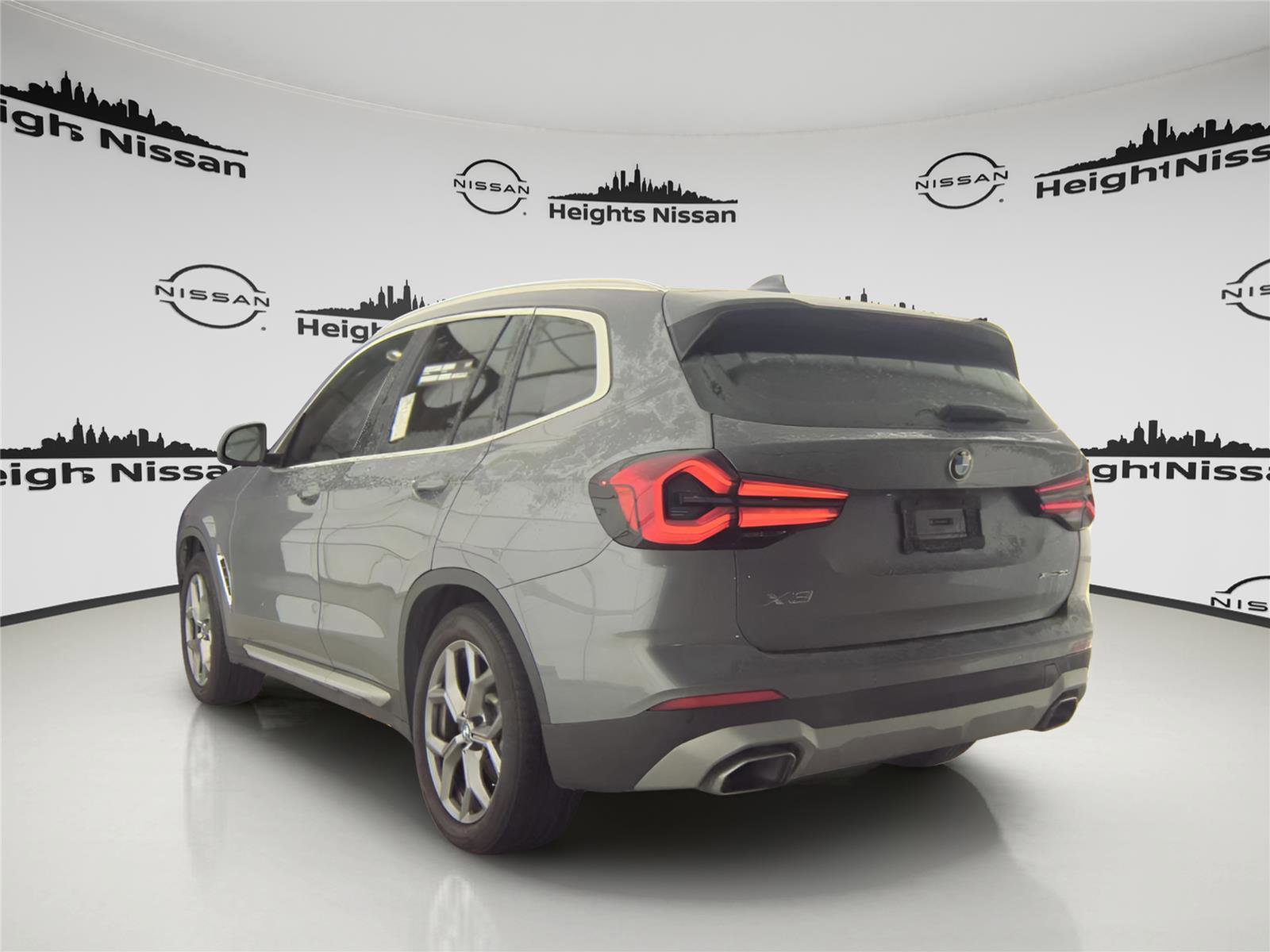 Used 2024 BMW X3 xDrive30i w/ Convenience Package image 2