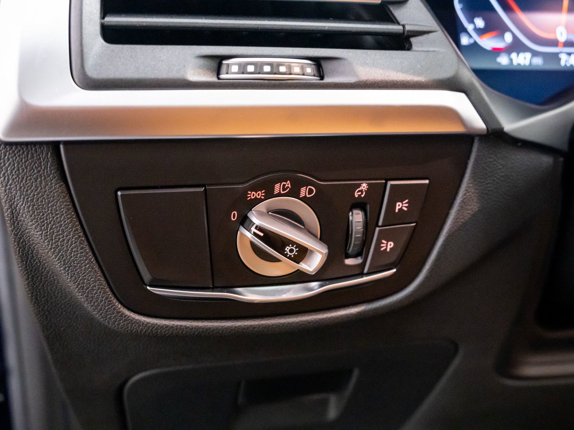 Used 2024 BMW X4 xDrive30i w/ Premium Package AWD/4WD image 20