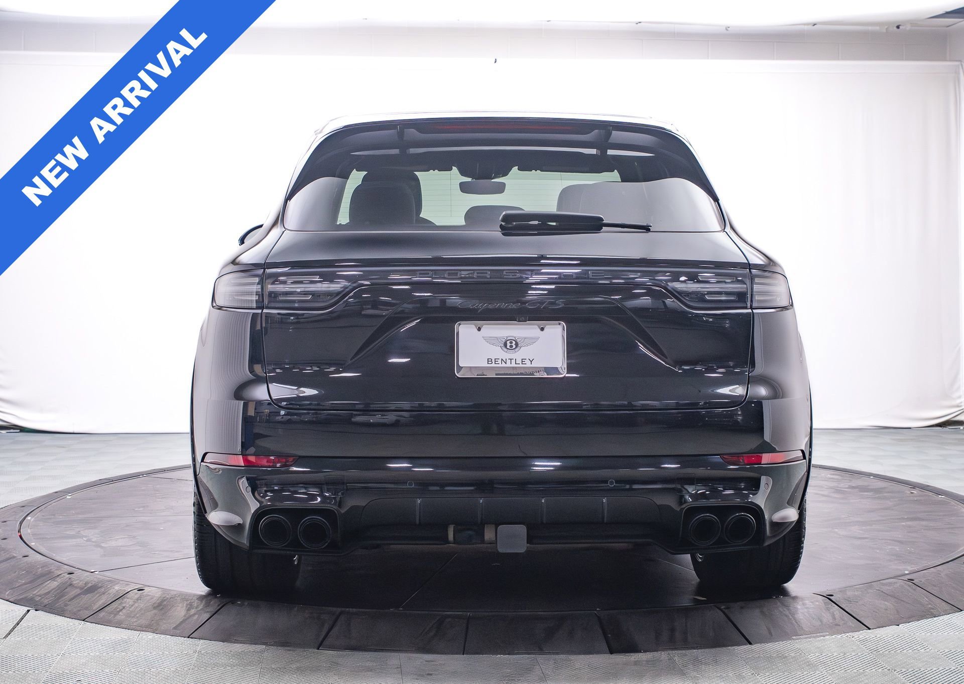 Used 2021 Porsche Cayenne GTS image 4