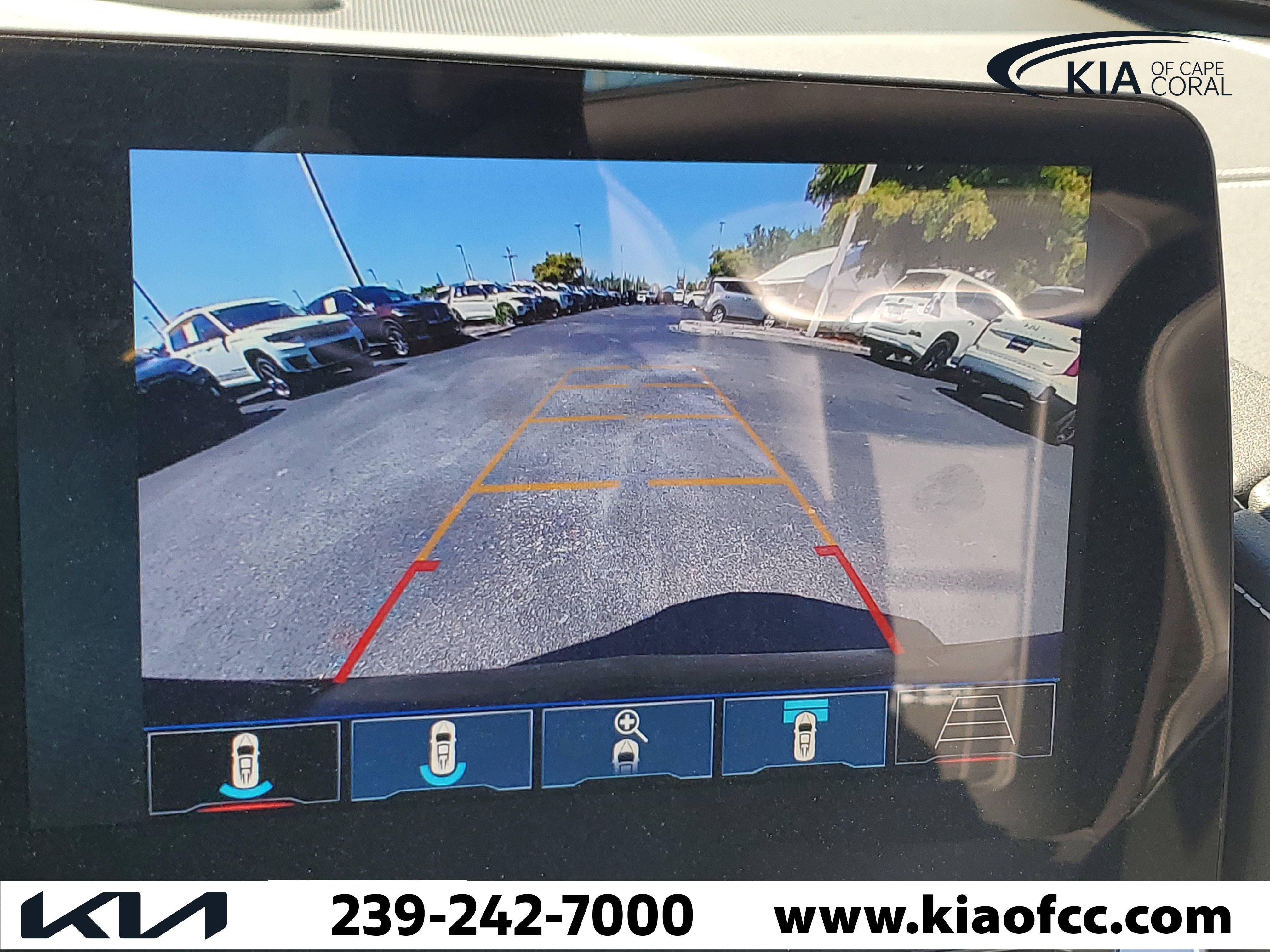 Used 2025 Chevrolet Corvette Stingray Preferred Conv w/ 2LT RWD image 28
