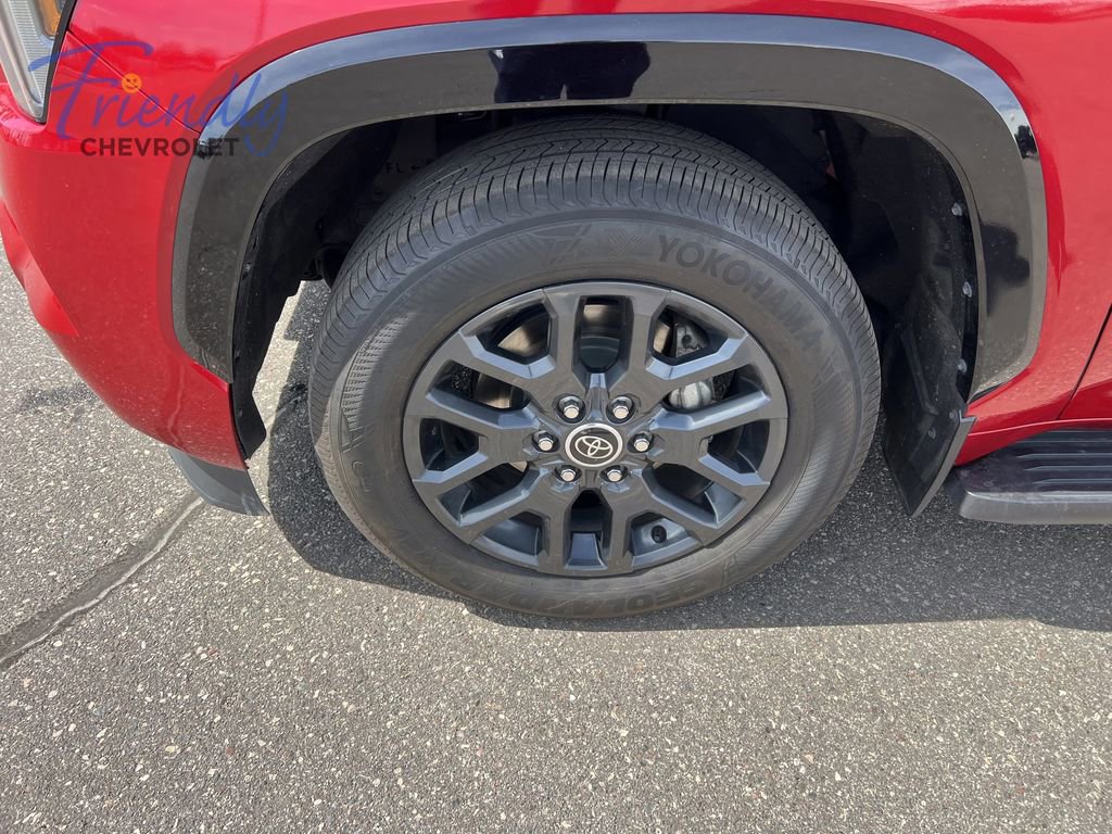 Used 2023 Toyota Sequoia Platinum AWD/4WD image 4