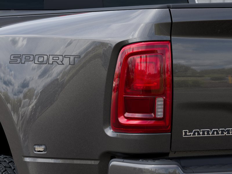 New 2027 RAM 3500 Laramie AWD/4WD image 9