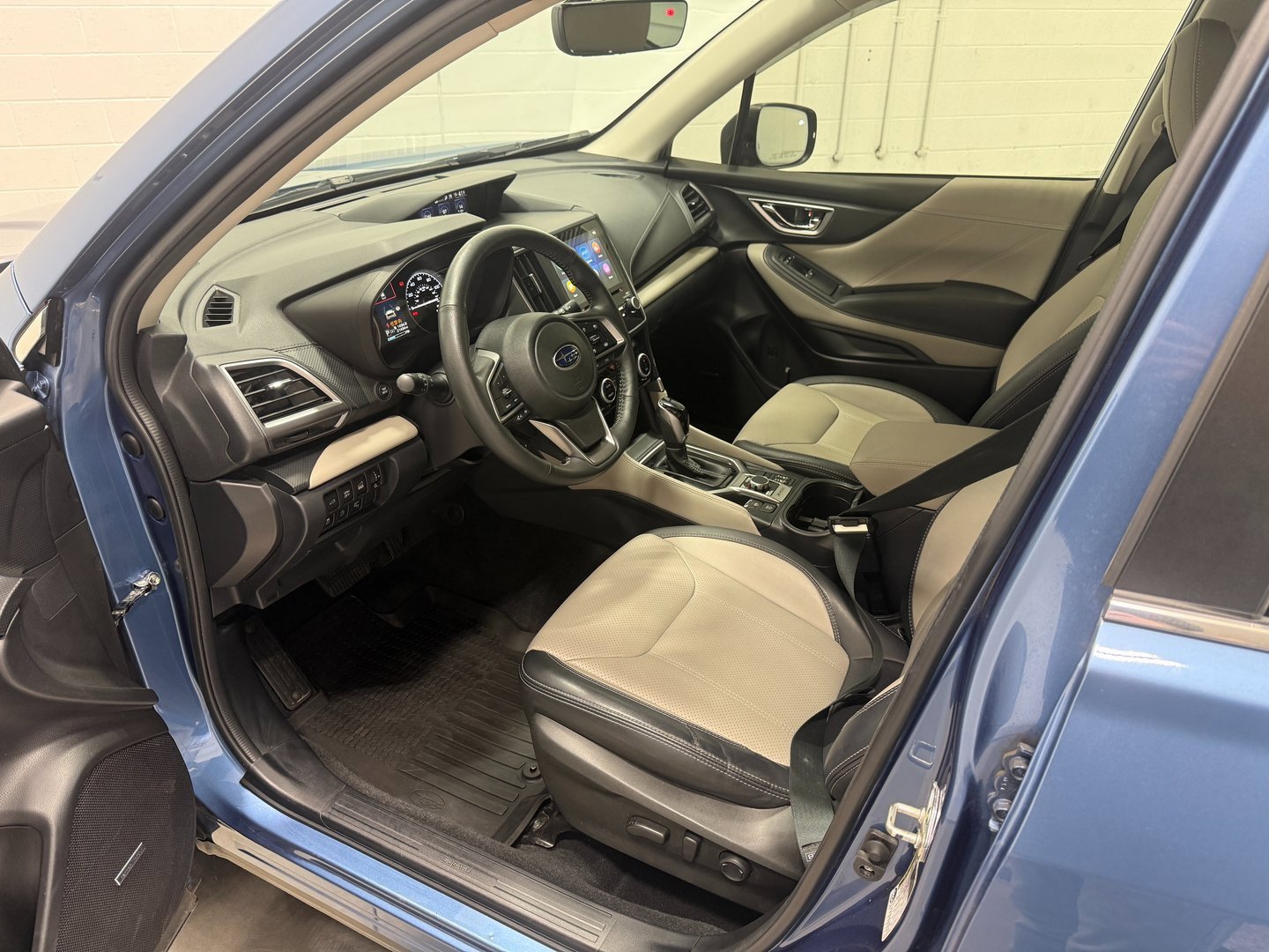 Used 2022 Subaru Forester Limited image 11